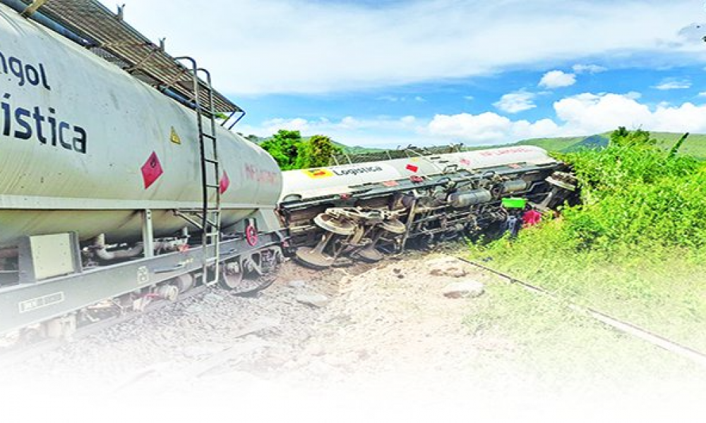 Comboio com combustível descarrila em Ndalatando